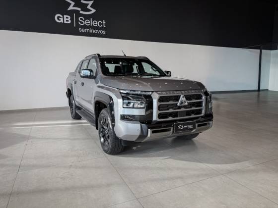 MITSUBISHI TRITON 2.4 BITURBO DIESEL CD KATANA 4X4 AUTOMÁTICO MITSUBISHI TRITON 2.4 BITURBO DIESEL CD KATANA 4X4 AUTOMÁTICO